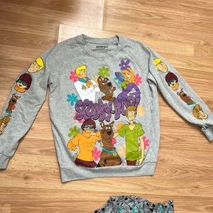 Brand new without tags Scooby Doo Sweatshirt size Large (11-13)
